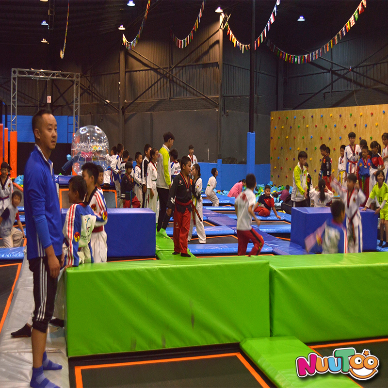 樂圖室內兒童樂園云南彌勒大型蹦床公園案列