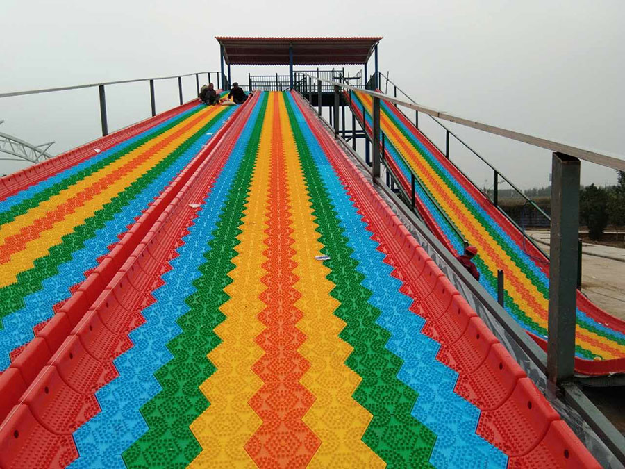 七彩滑道旅游項(xiàng)目怎樣運(yùn)營效果好